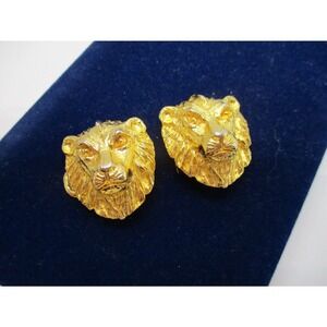 Vintage 1975 Mimi Di N Polished Goldtone Small Lion Head Belt Buckles